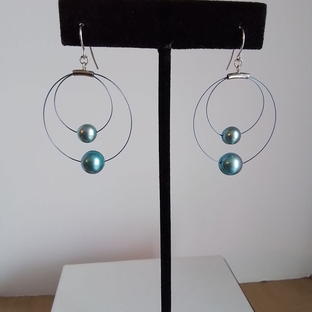 Vintage Honora Teal Blue Pearl Double Hoop Earrings - Picture 2 of 3
